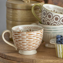 Load image into Gallery viewer, Maple mug - orange
