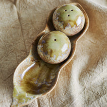 Load image into Gallery viewer, Kayo salt & pepper shaker set - green