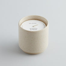 Load image into Gallery viewer, Sand dune pot - bergamot & nettle