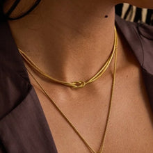Load image into Gallery viewer, Double stand knot necklace - gold