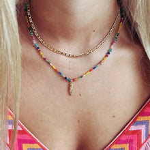 Load image into Gallery viewer, Hel parrot multicoloured pendant necklace