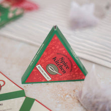 Load image into Gallery viewer, Mulling wine & spice cider spice kit triangle