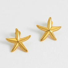 Load image into Gallery viewer, Oversized starfish stud earrings - gold