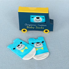 Load image into Gallery viewer, Pair of baby socks - blue bear