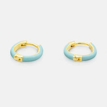 Load image into Gallery viewer, Enamel necklace - sky blue