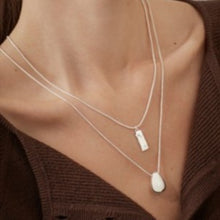 Load image into Gallery viewer, Teardrop pendant necklace - silver