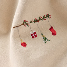Load image into Gallery viewer, Cloth napkins - branch w/red berries
