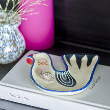 Load image into Gallery viewer, Trudy bowl - white
