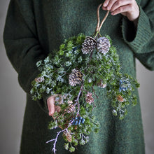 Load image into Gallery viewer, Cedar deco - artificial flowers
