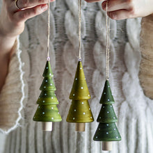 Load image into Gallery viewer, Xmas dec - jayli - various greens
