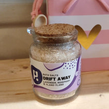 Load image into Gallery viewer, Bath salts jar with spoon
