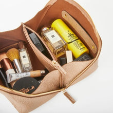 Load image into Gallery viewer, Cinnabar wash bags
