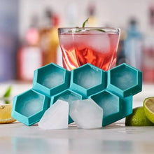 Load image into Gallery viewer, Diamond ice tray
