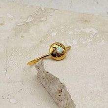 Load image into Gallery viewer, Everyday delicate opal ring
