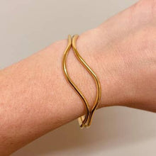 Load image into Gallery viewer, Everyday abstract bangle - gold
