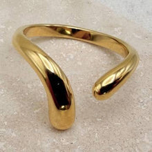 Load image into Gallery viewer, Everyday gold droplet wishbone ring
