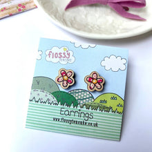 Load image into Gallery viewer, Wooden earrings - flower
