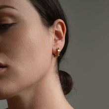 Load image into Gallery viewer, Bessie hoop earrings - gold
