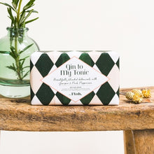 Load image into Gallery viewer, Gin to my tonic soap - juniper &amp; pink peppercorn
