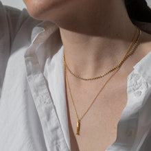 Load image into Gallery viewer, Minnow necklace - silver
