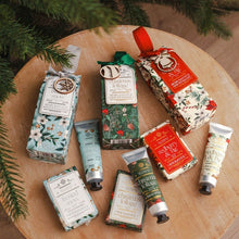 Load image into Gallery viewer, Festive hand care set - Xmas foliage
