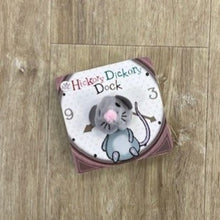 Load image into Gallery viewer, Hickory dickory dock finger puppet book
