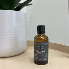 Load image into Gallery viewer, Beard oil - moss &amp; amber
