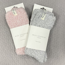 Load image into Gallery viewer, Fuzzy plain socks - various colours
