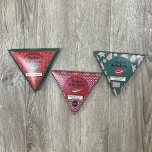 Load image into Gallery viewer, Gingerbread hot choc triangle

