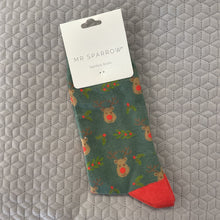 Load image into Gallery viewer, Reindeer &amp; holly socks - green

