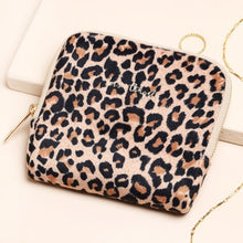 Load image into Gallery viewer, Velvet pouch jewellery case - leopard print
