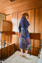 Load image into Gallery viewer, Parsley seed gown - navy
