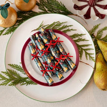 Load image into Gallery viewer, Saucer crackers - partridge &amp; pear
