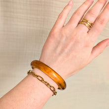 Load image into Gallery viewer, Resin slim bangle - amber
