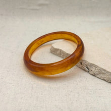 Load image into Gallery viewer, Resin slim bangle - smoky
