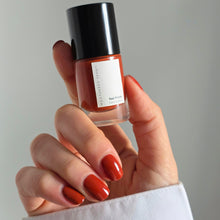 Load image into Gallery viewer, Vegan &amp; non toxic nail polish - various colours
