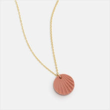 Load image into Gallery viewer, Porcelain scallop necklace - coral
