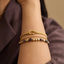 Load image into Gallery viewer, Snake chain knot bracelet - gold
