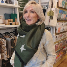 Load image into Gallery viewer, Stars scarf - olive
