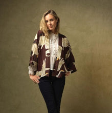 Load image into Gallery viewer, Stork kimono - burgundy
