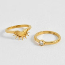 Load image into Gallery viewer, Sunburst ring &amp; cubic zirconia solitaire stacking ring set

