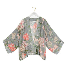 Load image into Gallery viewer, Trailing blossom kimono - grey
