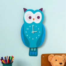 Load image into Gallery viewer, Wooden wall clock with pendulum - tiger
