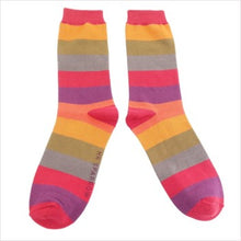 Load image into Gallery viewer, Wide stripes socks - mulberry

