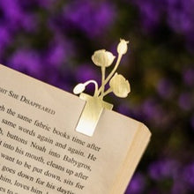Load image into Gallery viewer, Wildflower bookmark trio
