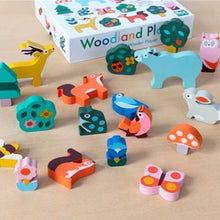 Load image into Gallery viewer, Wooden toy animal playset - woodland
