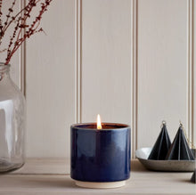 Load image into Gallery viewer, Christmas winter's eve pots
