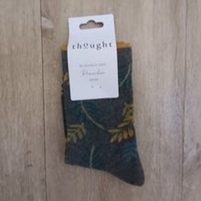 Load image into Gallery viewer, Mabel leaf bamboo organic cotton socks
