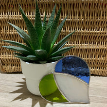 Load image into Gallery viewer, Handmade glass heart - The Bella - large
