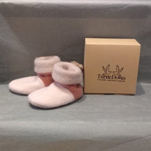 Load image into Gallery viewer, Cashmere baby booties (assorted colours)
